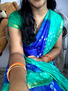 lovelygirl4567 online show from November 2025 04:27:01 AM