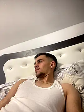 Demonpull69 online show from November 2025 05:36:02 PM