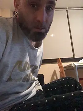 Snapshot of josueswvillaA1 chatting on November 2025 08:56:01 PM josueswvillaA1 online show from November 2025 08:56:01 PM