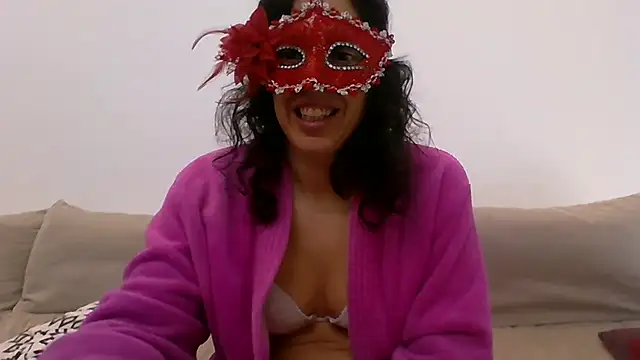 couple-tuga online show from February 2025 11:34:02 AM