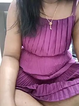 Snapshot of Tamil_Vishalini chatting on May 2026 06:51:02 AM Tamil Vishalini online show from May 2026 06:51:02 AM