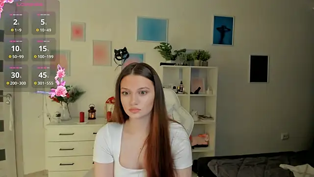 Snapshot of MiaVixxen chatting on November 2025 04:05:02 AM MiaVixxen online show from November 2025 04:05:02 AM