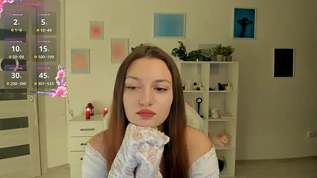 Snapshot of MiaVixxen chatting on November 2025 03:07:01 AM MiaVixxen online show from November 2025 03:07:01 AM