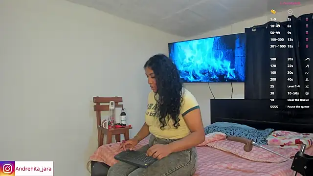 madisonbrunette online show from November 2025 04:43:02 PM