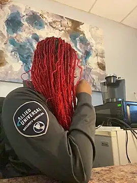 DamnBubbles online show from February 2025 10:11:01 PM