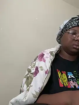 DamnBubbles online show from December 2025 07:05:02 PM