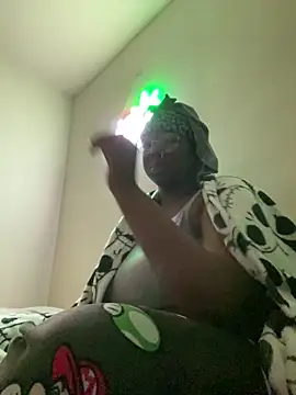 DamnBubbles online show from February 2026 03:27:01 AM