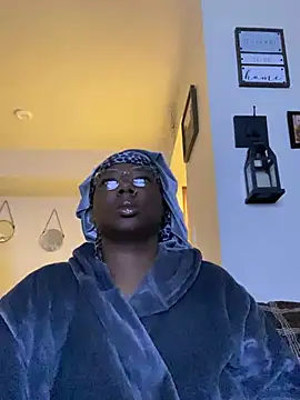 DamnBubbles online show from March 2025 11:35:02 PM