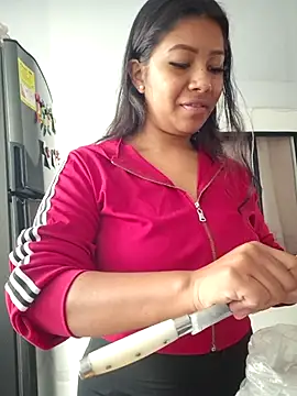 Snapshot of PaulaOrtiz_1 chatting on October 2025 04:19:02 PM PaulaOrtiz 1 online show from October 2025 04:19:02 PM