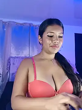 Snapshot of PaulaOrtiz_1 chatting on February 2025 01:55:01 PM PaulaOrtiz 1 online show from February 2025 01:55:01 PM