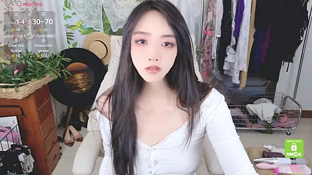 xiaotiantian-76 online show from May 2026 10:59:02 AM