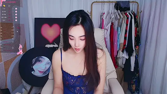 Snapshot of xiaotiantian-76 chatting on November 2025 05:11:02 AM xiaotiantian-76 online show from November 2025 05:11:02 AM