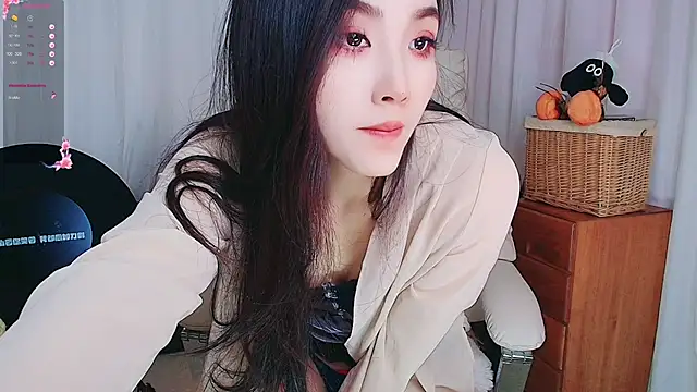 Snapshot of xiaotiantian-76 chatting on November 2025 04:06:01 AM xiaotiantian-76 online show from November 2025 04:06:01 AM