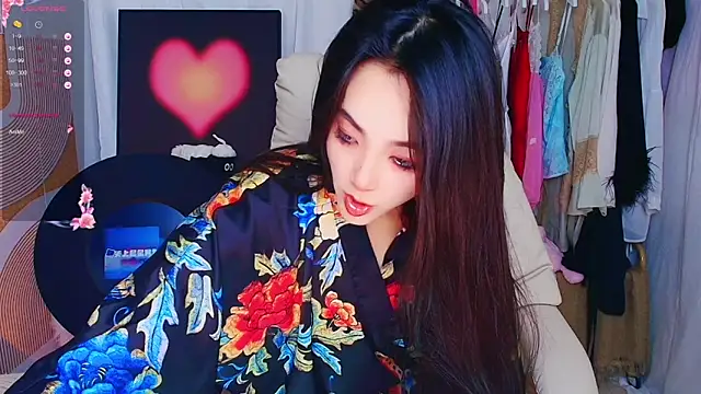 Snapshot of xiaotiantian-76 chatting on November 2025 12:20:01 PM xiaotiantian-76 online show from November 2025 12:20:01 PM