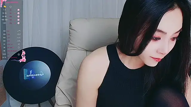 Snapshot of xiaotiantian-76 chatting on November 2025 03:54:02 AM xiaotiantian-76 online show from November 2025 03:54:02 AM