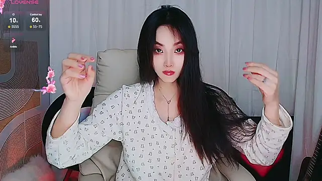 Snapshot of xiaotiantian-76 chatting on October 2025 02:56:01 AM xiaotiantian-76 online show from October 2025 02:56:01 AM