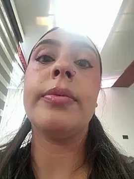 Gretta Hot online show from April 2026 03:05:01 PM