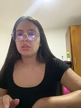 Snapshot of Gretta_Hot chatting on February 2025 11:12:01 PM Gretta Hot online show from February 2025 11:12:01 PM