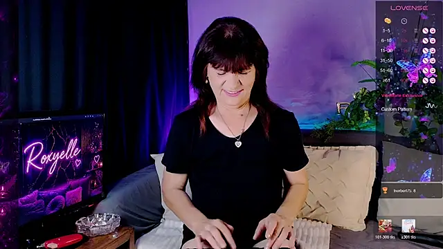 roxyyyrose online show from June 2026 10:21:02 AM