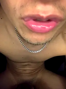 gabrielzinnnn085 online show from October 2025 02:27:02 AM