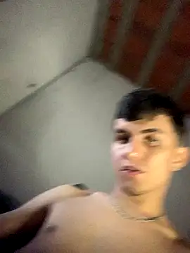 gabrielzinnnn085 online show from October 2025 07:48:02 PM