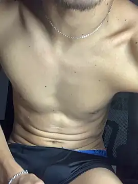 gabrielzinnnn085 online show from April 2026 10:23:02 PM
