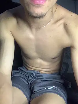 gabrielzinnnn085 online show from April 2026 05:20:02 AM