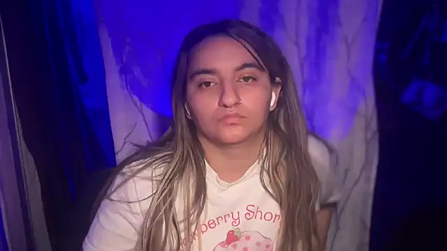 mamifresita online show from December 2025 09:20:02 AM