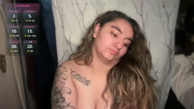 mamifresita online show from December 2025 04:11:01 AM