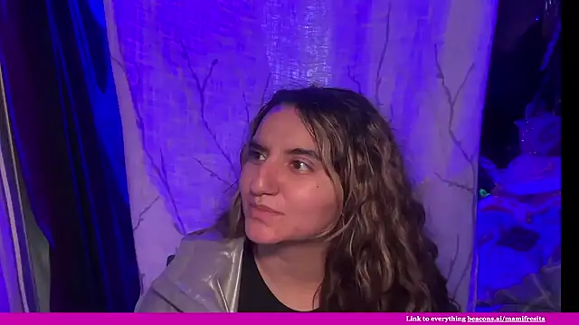mamifresita online show from May 2026 11:43:01 PM