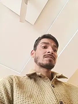 Snapshot of Tarun_0026 chatting on February 2026 09:00:02 AM Tarun 0026 online show from February 2026 09:00:02 AM