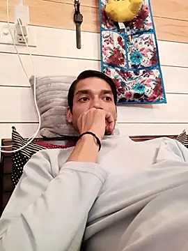 Tarun 0026 online show from November 2025 06:18:02 AM