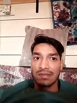 Snapshot of Tarun_0026 chatting on December 2025 11:10:01 AM Tarun 0026 online show from December 2025 11:10:01 AM