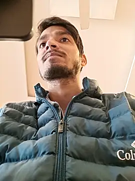 Tarun 0026 online show from December 2025 06:07:02 AM