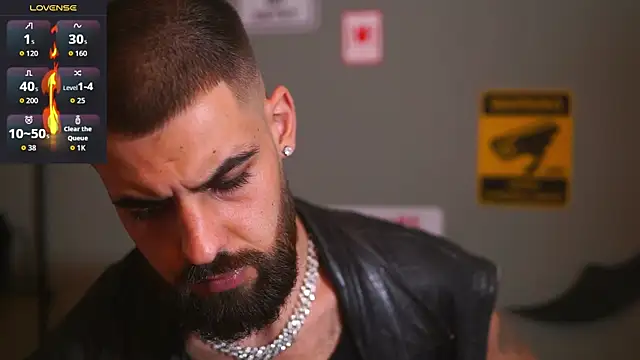 HairyRobxxx online show from December 2025 07:35:01 PM