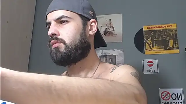 HairyRobxxx online show from February 2026 07:24:01 PM