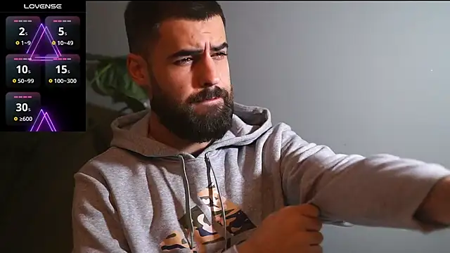 HairyRobxxx online show from October 2025 03:47:02 PM