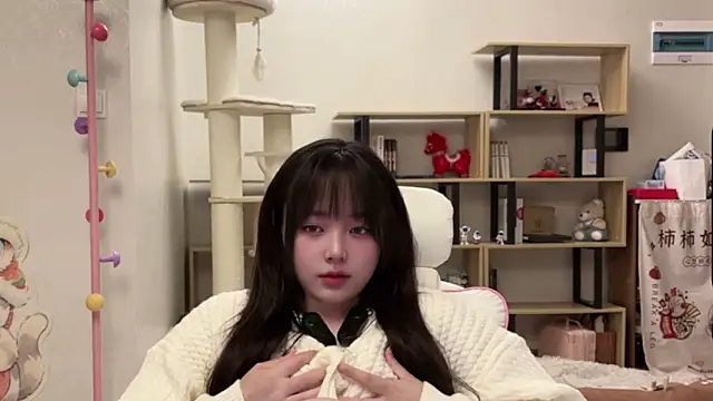 Chenjing0 online show from March 2026 12:52:02 PM