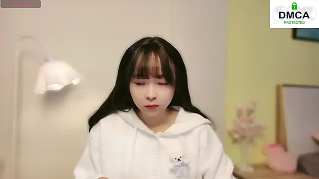 Snapshot of Chenjing0 chatting on January 2025 05:03:01 AM Chenjing0 online show from January 2025 05:03:01 AM