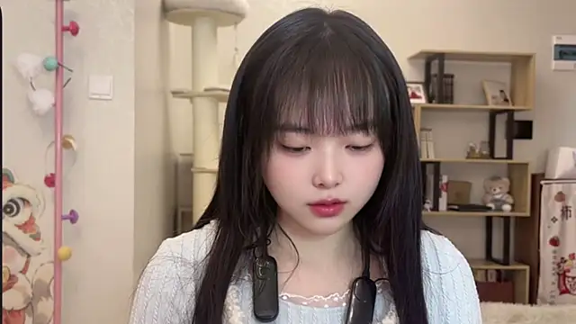 Chenjing0 online show from December 2025 04:17:01 AM