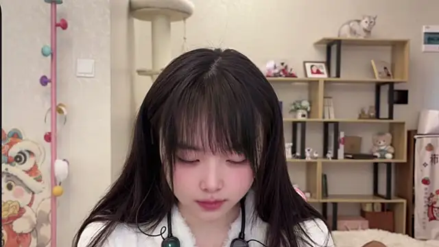 Chenjing0 online show from December 2025 04:23:02 AM