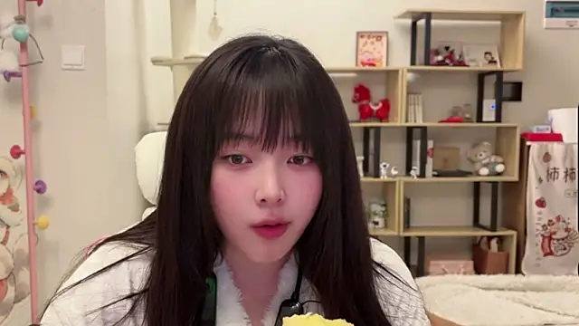 Chenjing0 online show from March 2026 12:56:01 PM