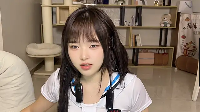 Snapshot of Chenjing0 chatting on October 2025 02:24:01 AM Chenjing0 online show from October 2025 02:24:01 AM