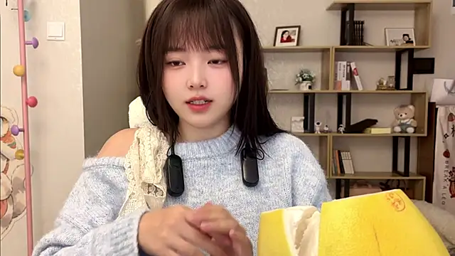 Chenjing0 online show from October 2025 02:54:01 AM