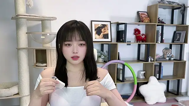 Chenjing0 online show from April 2026 01:05:02 PM