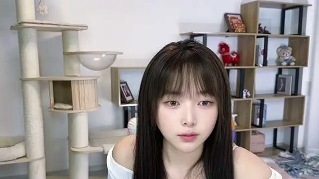 Chenjing0 online show from April 2026 02:40:02 PM