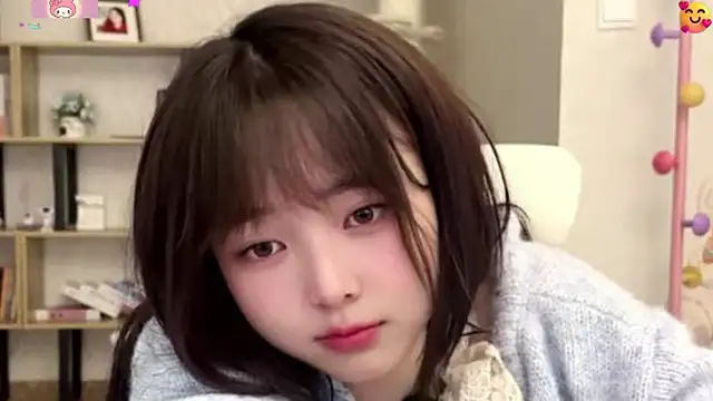 Snapshot of Chenjing0 chatting on July 2026 12:56:01 PM Chenjing0 online show from July 2026 12:56:01 PM