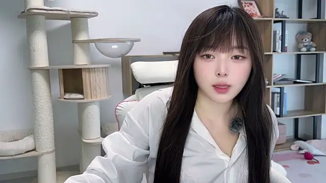 Chenjing0 online show from May 2026 07:52:01 AM