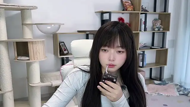 Chenjing0 online show from May 2026 07:33:01 AM