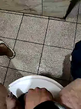 Snapshot of dreamers_dick chatting on January 2025 03:01:01 AM dreamers dick online show from January 2025 03:01:01 AM